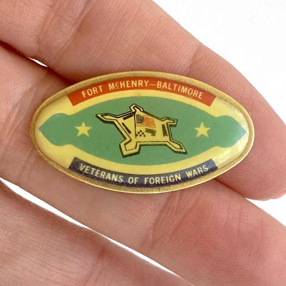 Vintage VFW Fort McHenry Baltimore Veterans of Foreign Wars Hat Lapel Pin 1.3”